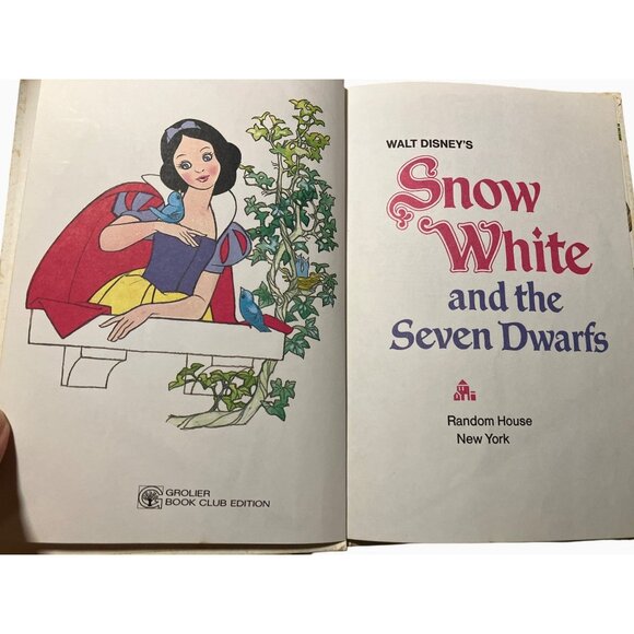 Walt Disneys Snow White And The Seven Dwarfs Hardcover Book - Picture 8 of 15